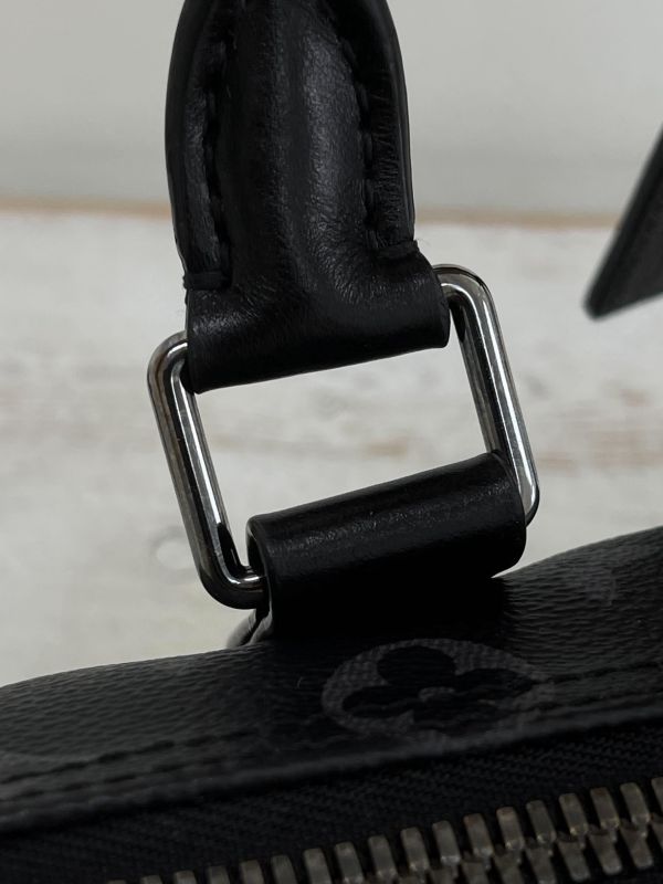 【95成新】LV Keepall Bandoulière 25 