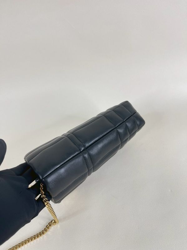 【分期0利率】BURBERRY  LOLA  TB  MICRO 水桶包【95成新】 