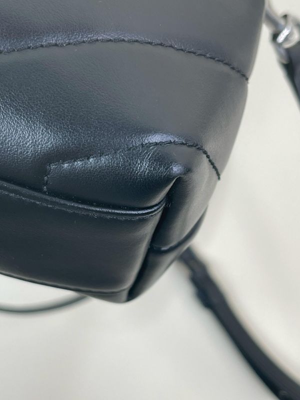 【95成新】YSL LOULOU Toy 