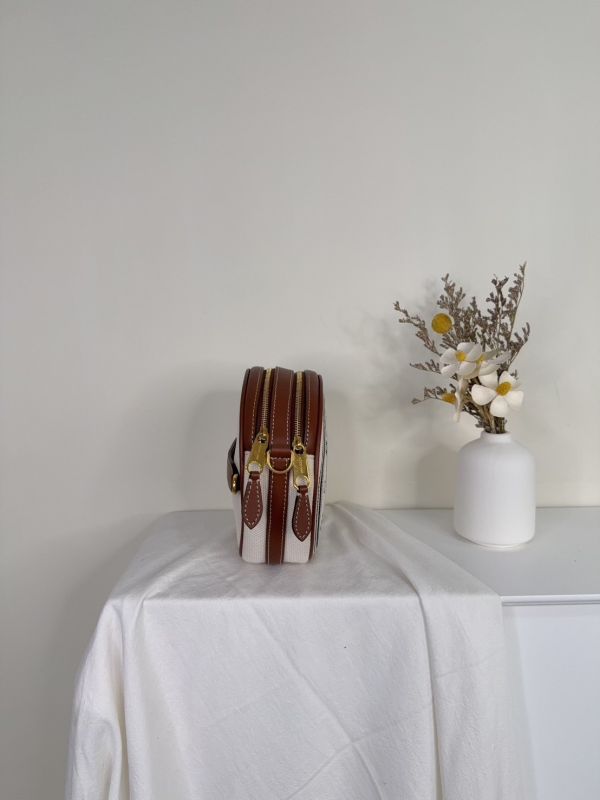 【分期0利率】BURBERRY  Louise 徽標圖案棉質圓餅包【95成新】 