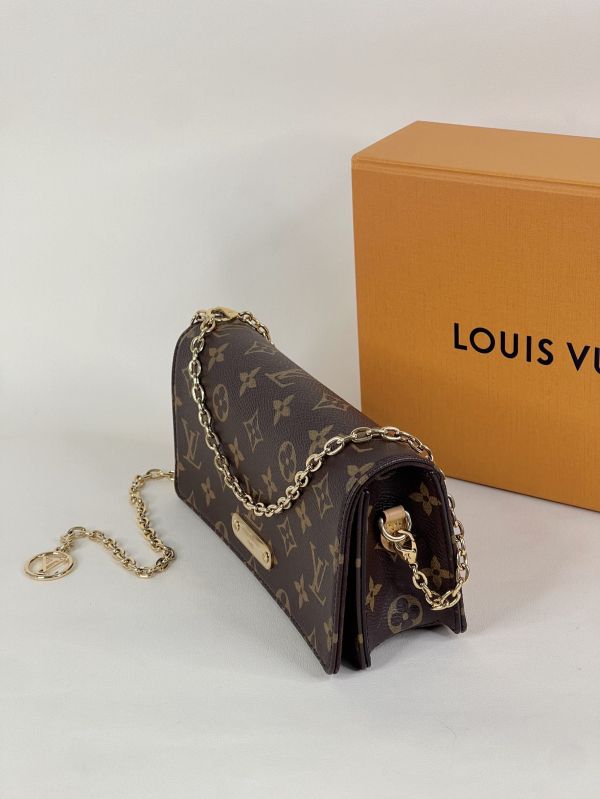 【分期0利率】LV Wallet On Chain Lily【99成新】 