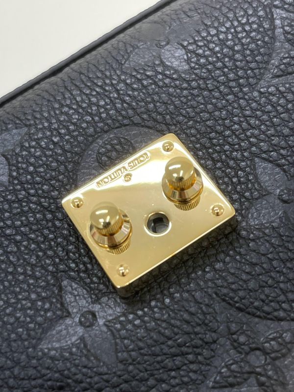 【未使用閒置品】LV Nano Madeleine 