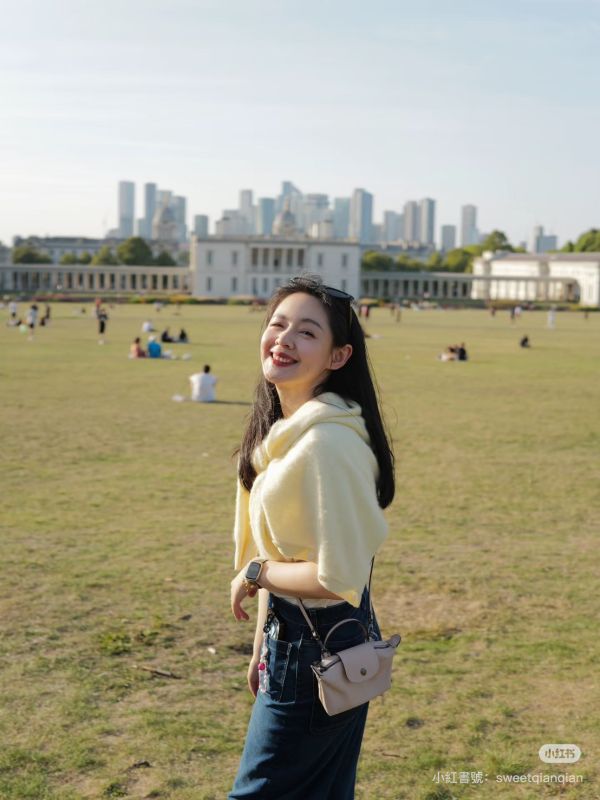 【99成新】LONGCHAMP Le Pliage Xtra 手拿包 XS 