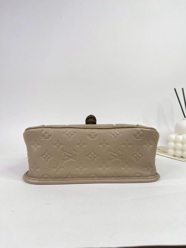 【95成新】LV Diane 