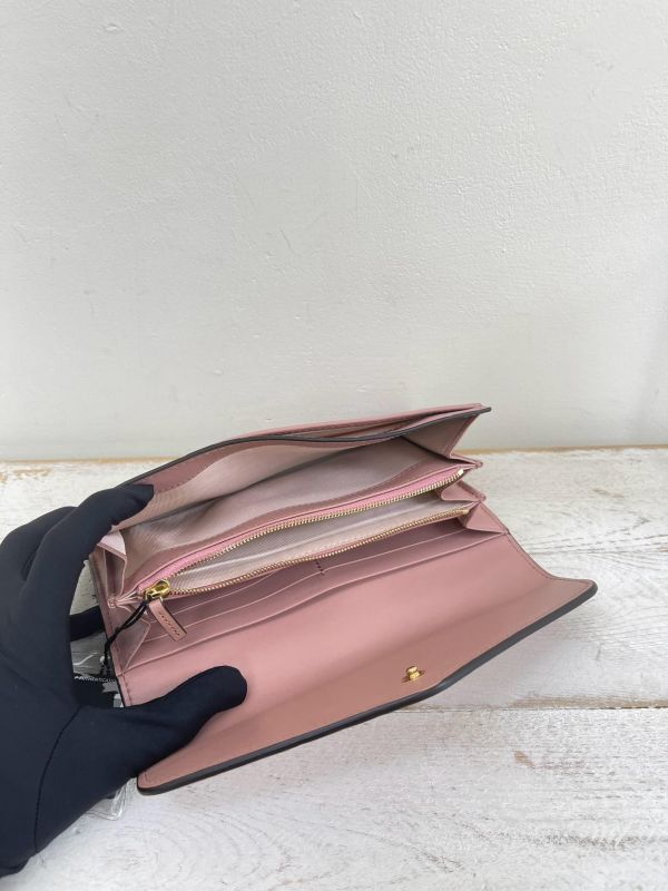 【9成新】GUCCI GG壓紋信封長夾 