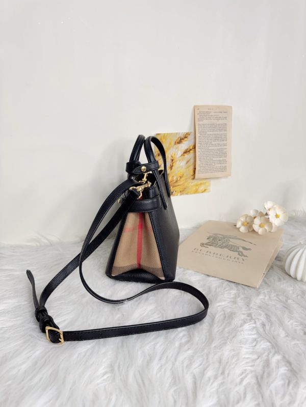 【9成新】BURBERRY Baby Banner 迷你手提肩背兩用包 