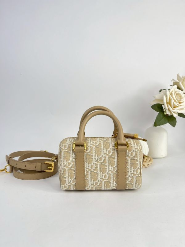 【99成新】DIOR Groove 17 