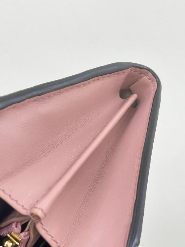 【9成新】GUCCI GG壓紋信封長夾 