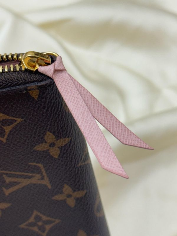 【95成新】 LV Clémence  長夾 粉 
