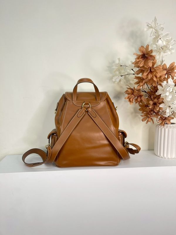 【分期0利率】MIUMIU  皮革後背包 大號 【未使用閒置品】 