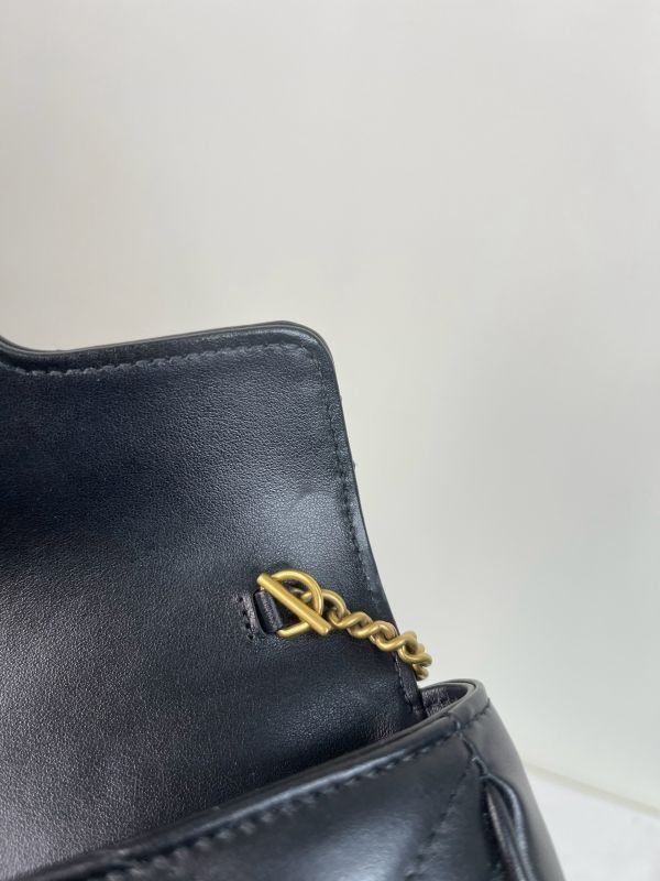 【分期0利率】GUCCI Marmont 迷你肩背包【9成新】 