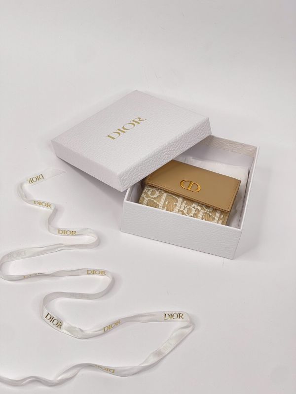 【分期0利率】DIOR 30 Montaigne Veronia 短夾【未使用閒置品】 