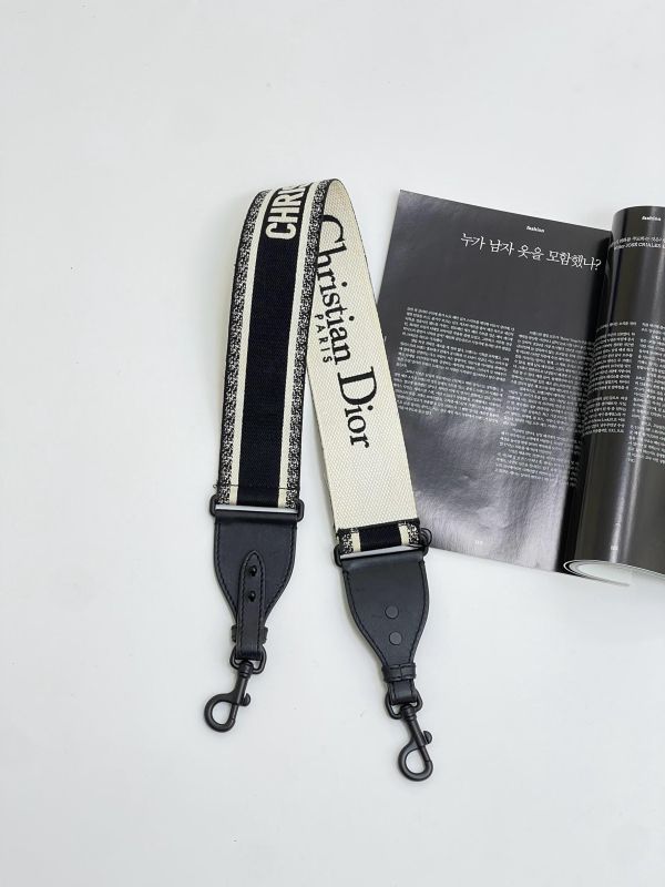 【9成新】DIOR 刺繡寬背帶 