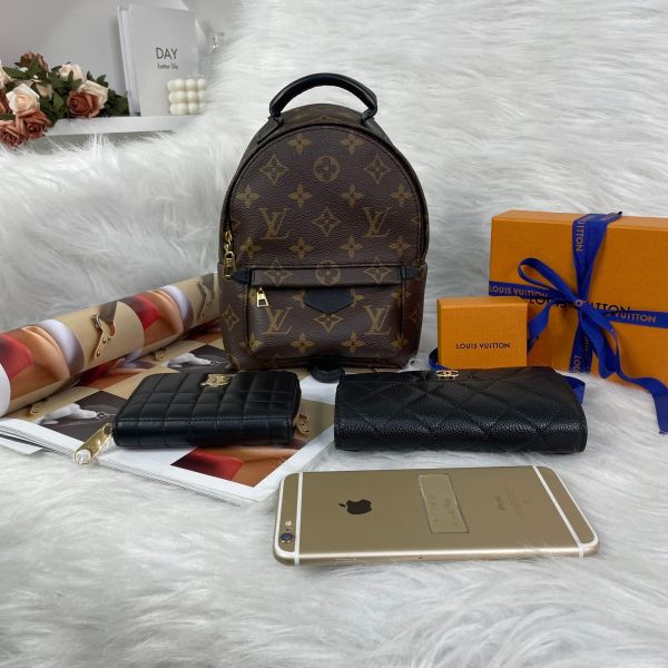 【95成新】【12期0利率】LV Palm Springs Mini M44873 
