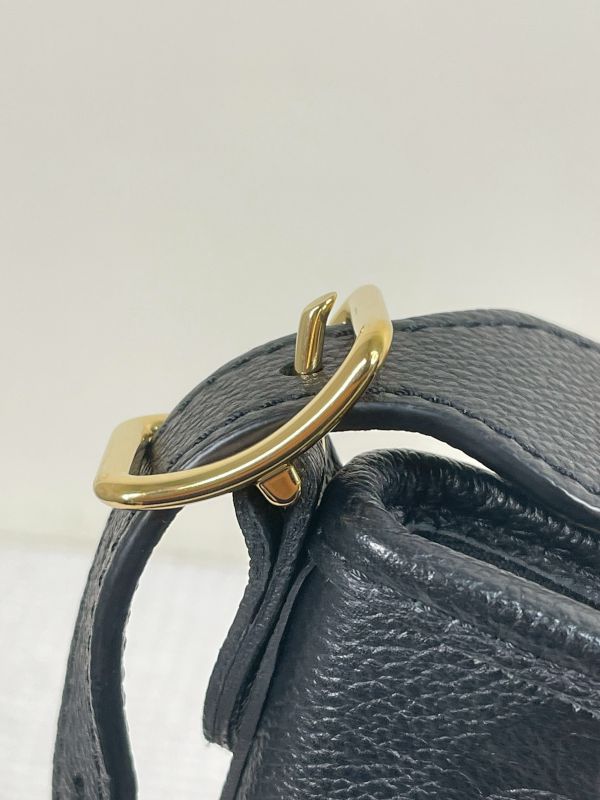 【分期0利率】LV CarryAll PM 【95成新】 
