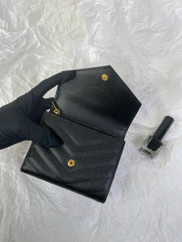 【99成新】YSL 魚子醬三折短夾 