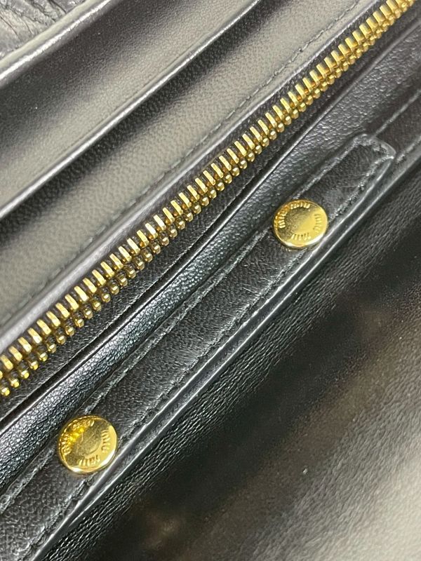 【分期0利率】MIUMIU MATELASSE 鍊條WOC【85成新】 