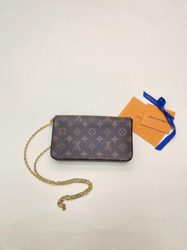 【9成新】LV Félicie Pochette 