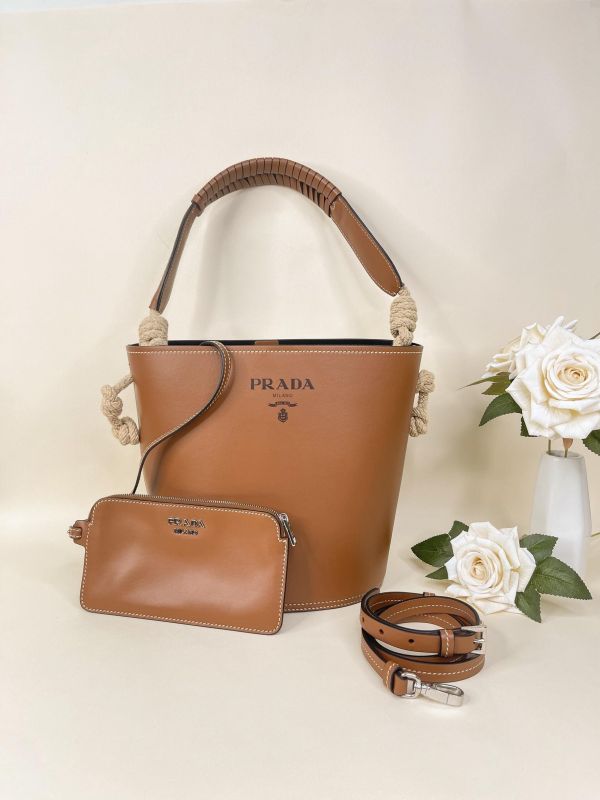 【9成新】PRADA TAMBOUR 水桶包 