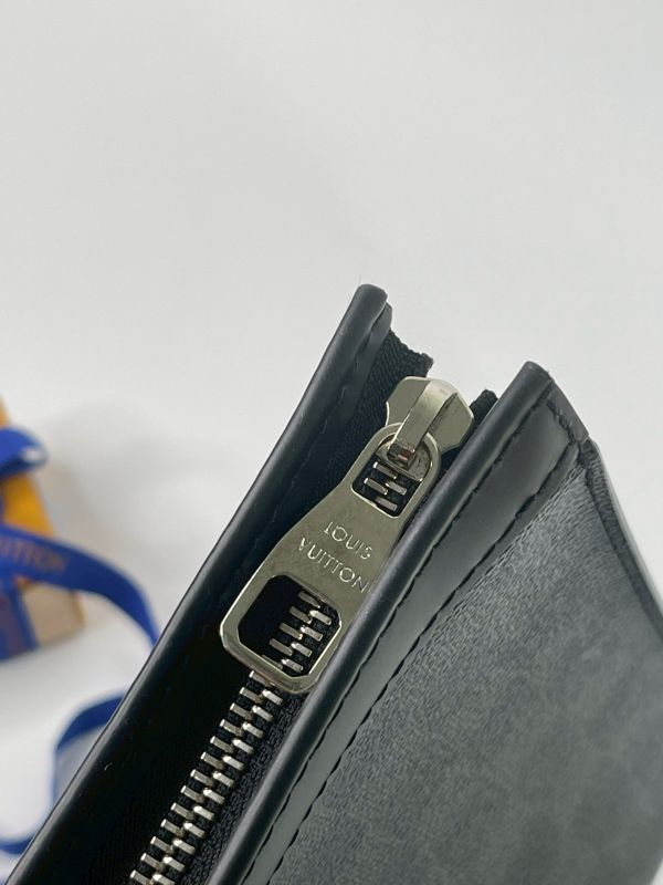 【95成新】LV Pochette Voyage MM 