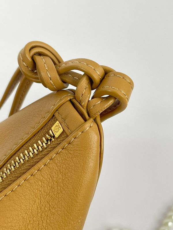 【分期0利率】LOEWE Mini Hammock Hobo bag【9成新】 