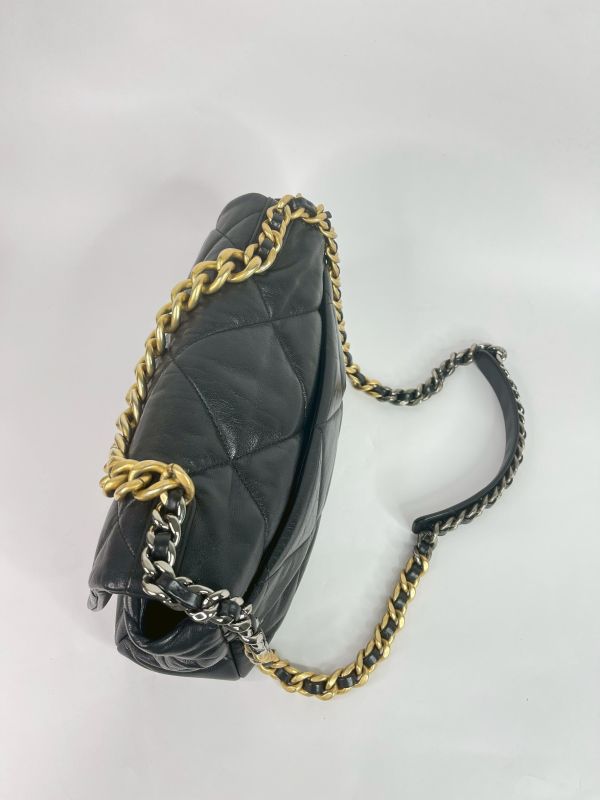 【9成新】CHANEL 19大型口蓋包 