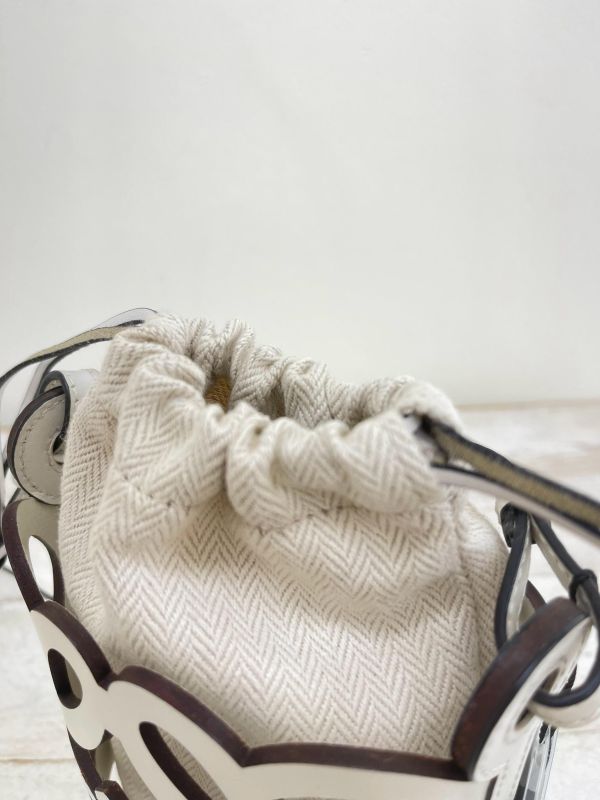 【9成新】LOEWE CUTOUT POCKET 水桶包 