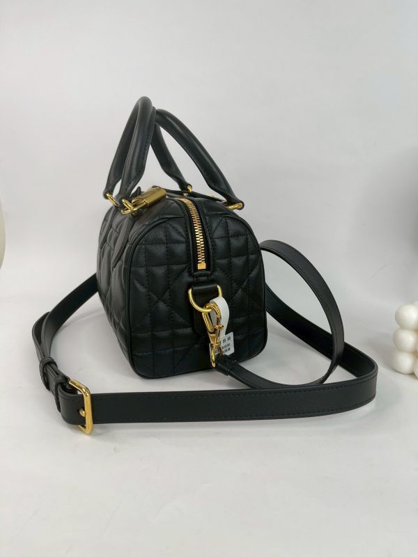 【分期0利率】DIOR  Groove 20 包款【未使用閒置品】 