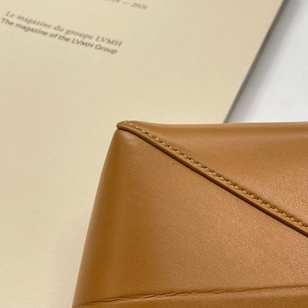 【12期0利率】LOEWE PUZZLE FOLD POUCH  沙色【99成新】 