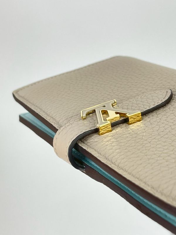 【99成新】LV 直式錢包 