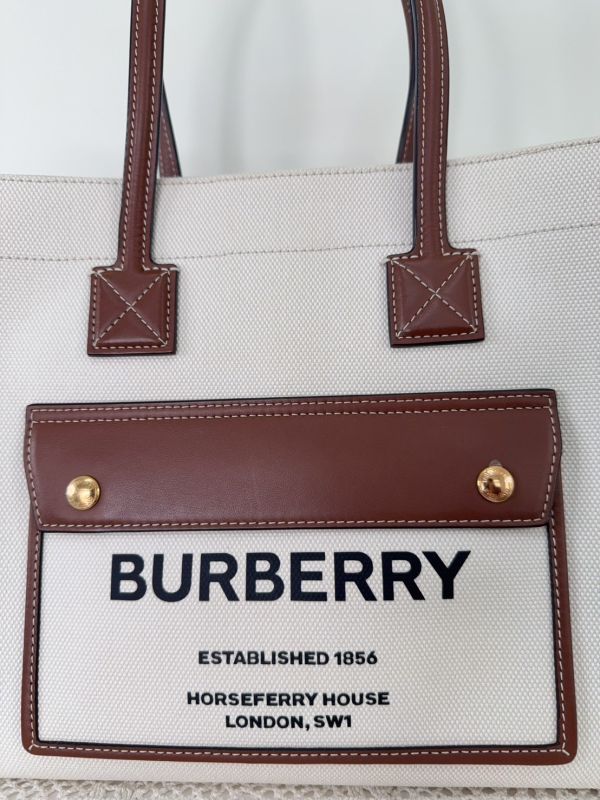 【分期0利率】BURBERRY Freya 托特包 小號【95成新】 
