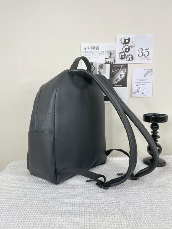 【分期0利率】LV Discovery 背包【未使用閒置品】 
