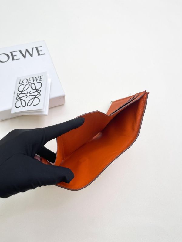 【9成新】LOEWE 粒面小牛皮小號豎款皮夾 