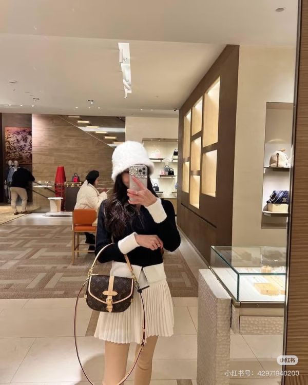 【分期0利率】LV Saumur BB【95成新】 
