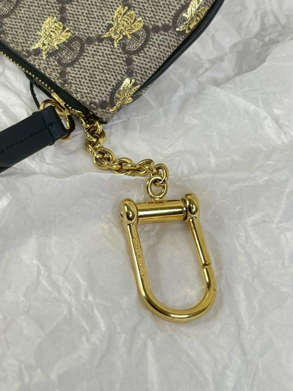 【95成新】GUCCI 一字拉鍊零錢包 