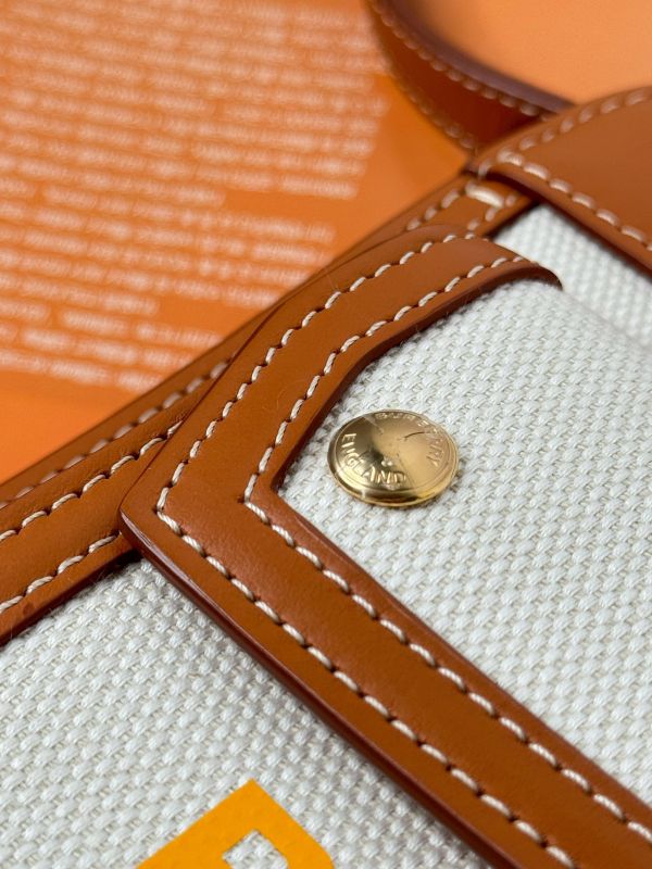 【分期0利率】BURBERRY 帆布拼皮革口袋包【99成新】 