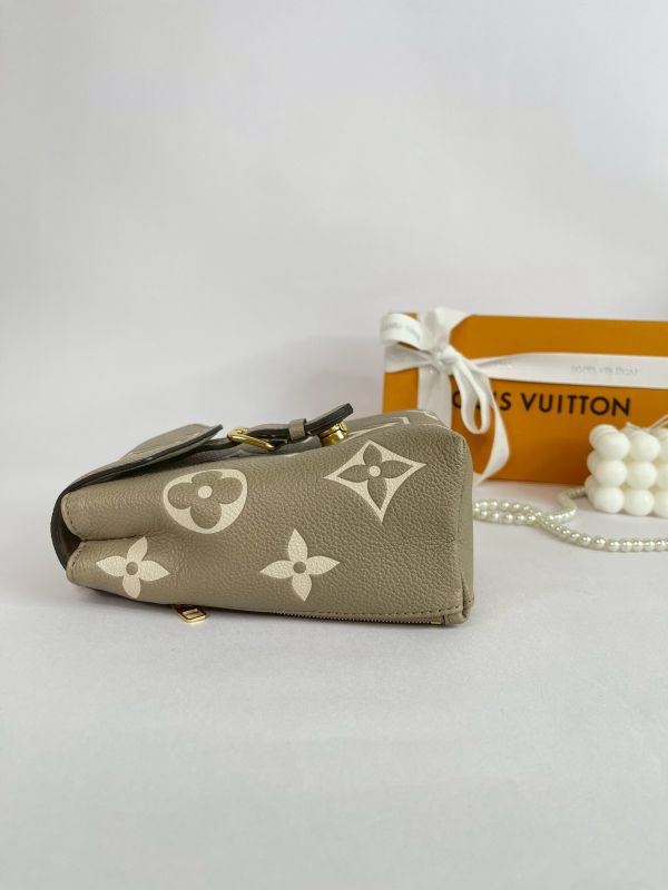 【分期0利率】LV TINY 雙肩包  斑鳩灰【99成新】 