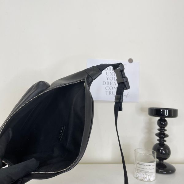 【12期0利率】BALENCIAGA EVERYDAY 腰包【23年7月台灣購證】【95成新】 