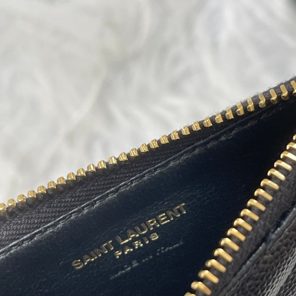 【分期0利率】YSL 粒面壓紋牛皮拉鍊卡片零錢包【99成新】 
