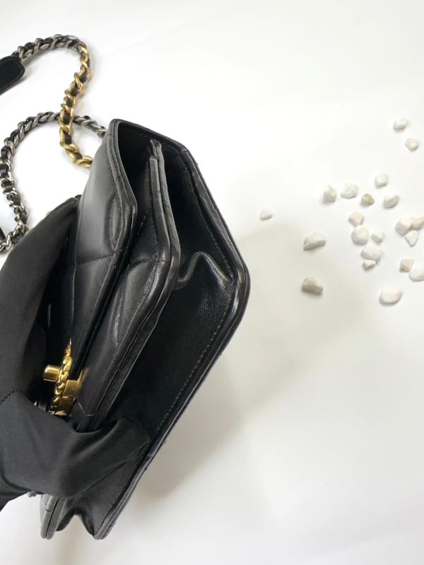 【12期0利率】CHANEL 19 WOC 【9成新】 