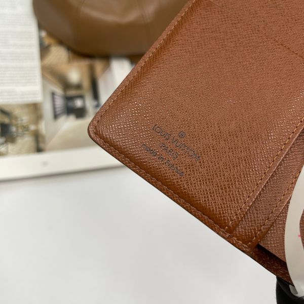 【12期0利率】LV  VTG老花零錢蝴蝶扣中夾【95成新】 