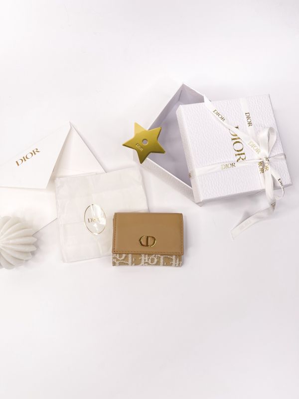 【分期0利率】DIOR 30 Montaigne Veronia 短夾【未使用閒置品】 