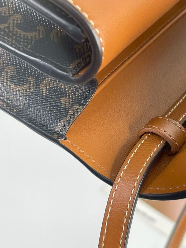 【9成新】CELINE TRIOMPHE凱旋門 STRAP WOC 