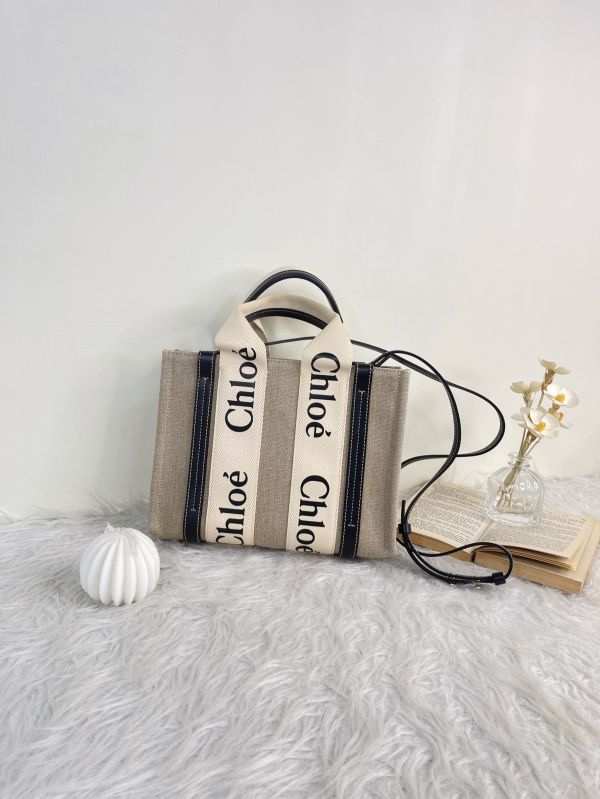 【分期0利率】Chloé 背帶款小號 Woody Tote Bag 深藍色【99成新】 
