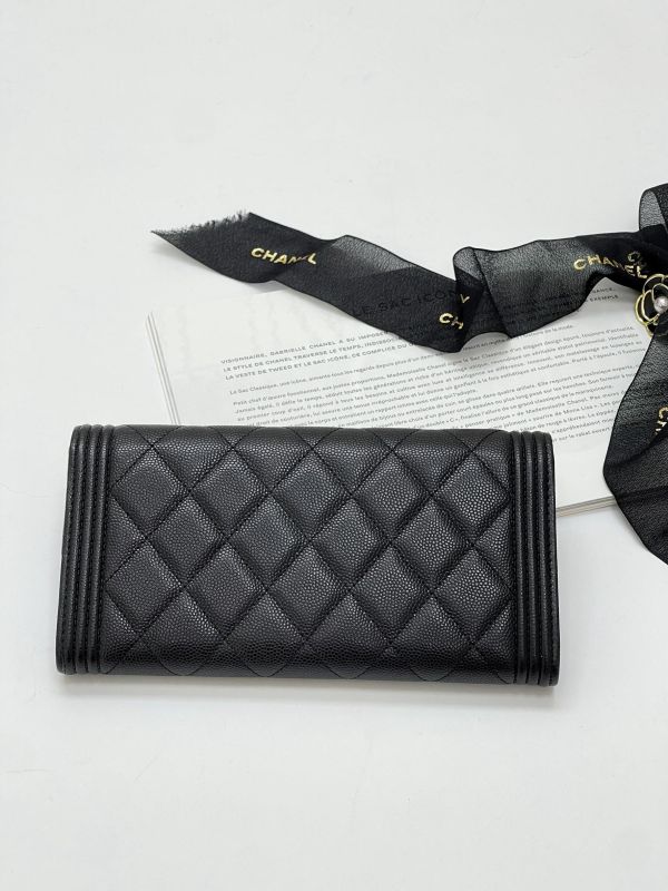 【95成新】CHANEL BOY 荔枝皮信封扣式長夾 