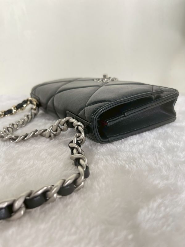 【12期0利率】CHANEL 19 WOC 【95成新】 