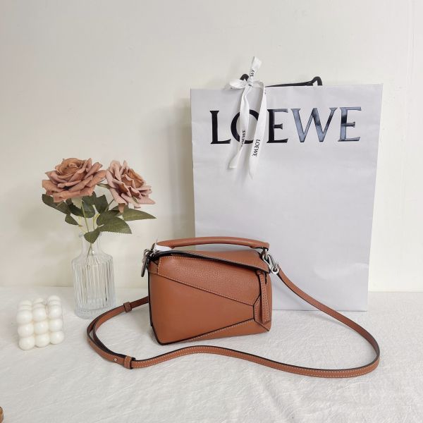 【12期0利率】LOEWE MINI  PUZZLE 焦糖色【24年台灣購證】【99成新】 