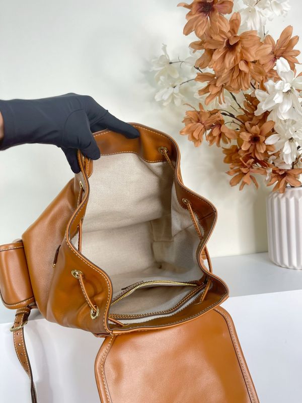 【分期0利率】MIUMIU  皮革後背包 大號 【未使用閒置品】 