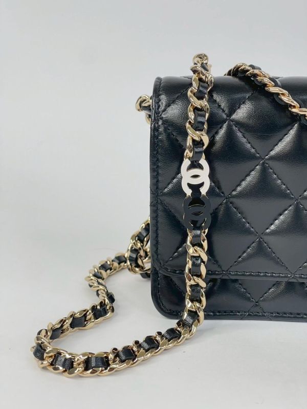 【99成新】CHANEL 24P 菱格紋黑白LOGO鍊 WOC 