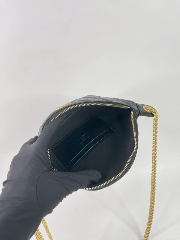 【未使用閒置品】CHANEL  24P愛心扣胸腰包 